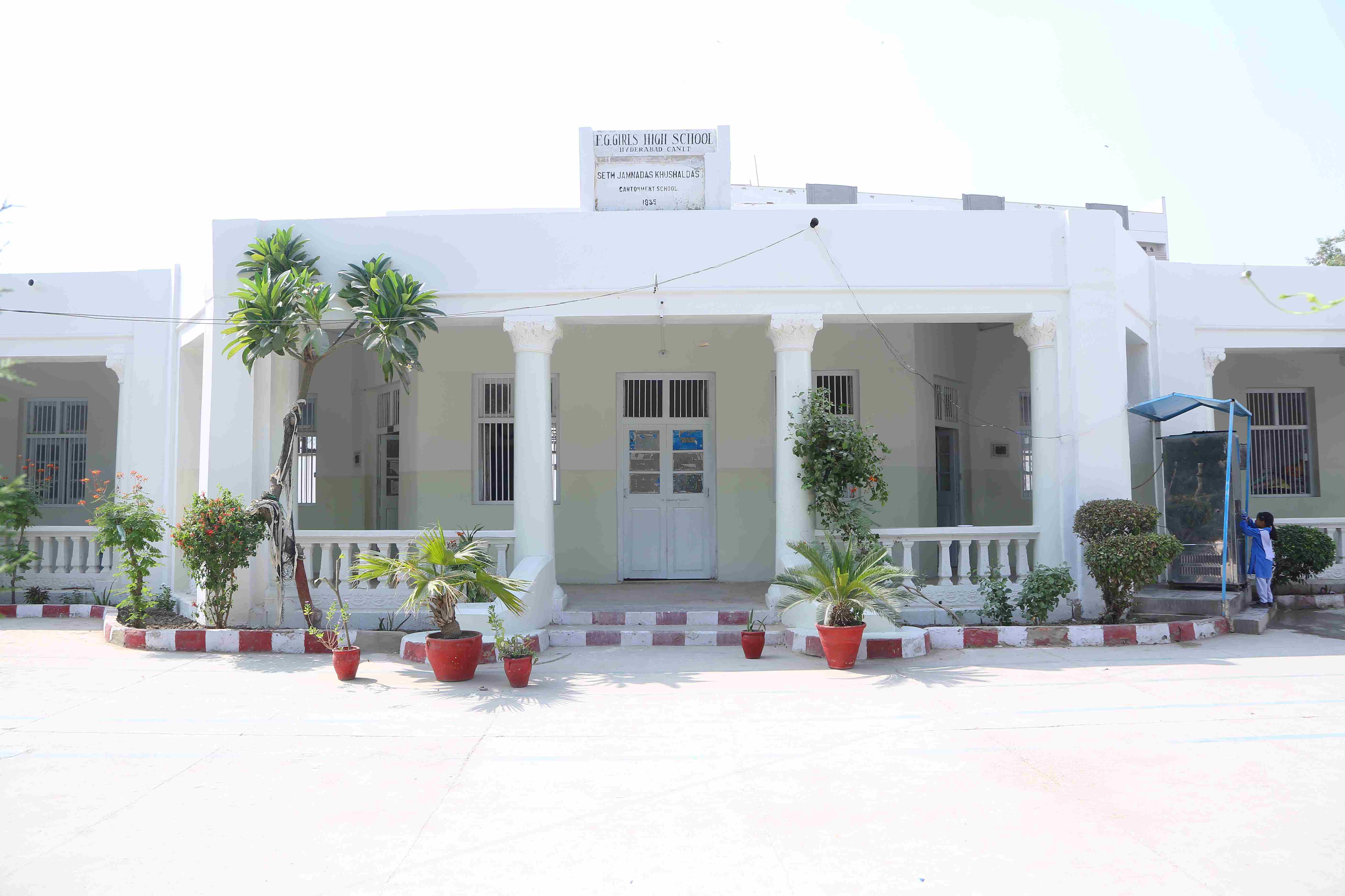 FG Public School No. 2 (Girls) Hyderabad Cantt